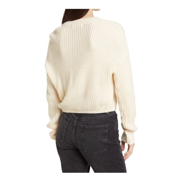 𝅺elodie Crewneck Cropped Sweater in RUST - Picture 3 of 11